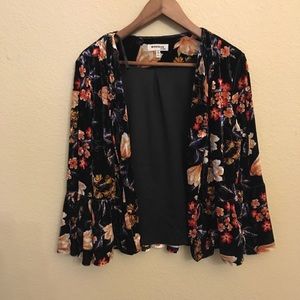 Monteau Floral Velvet Cardigan W/Bell Sleeves-XL